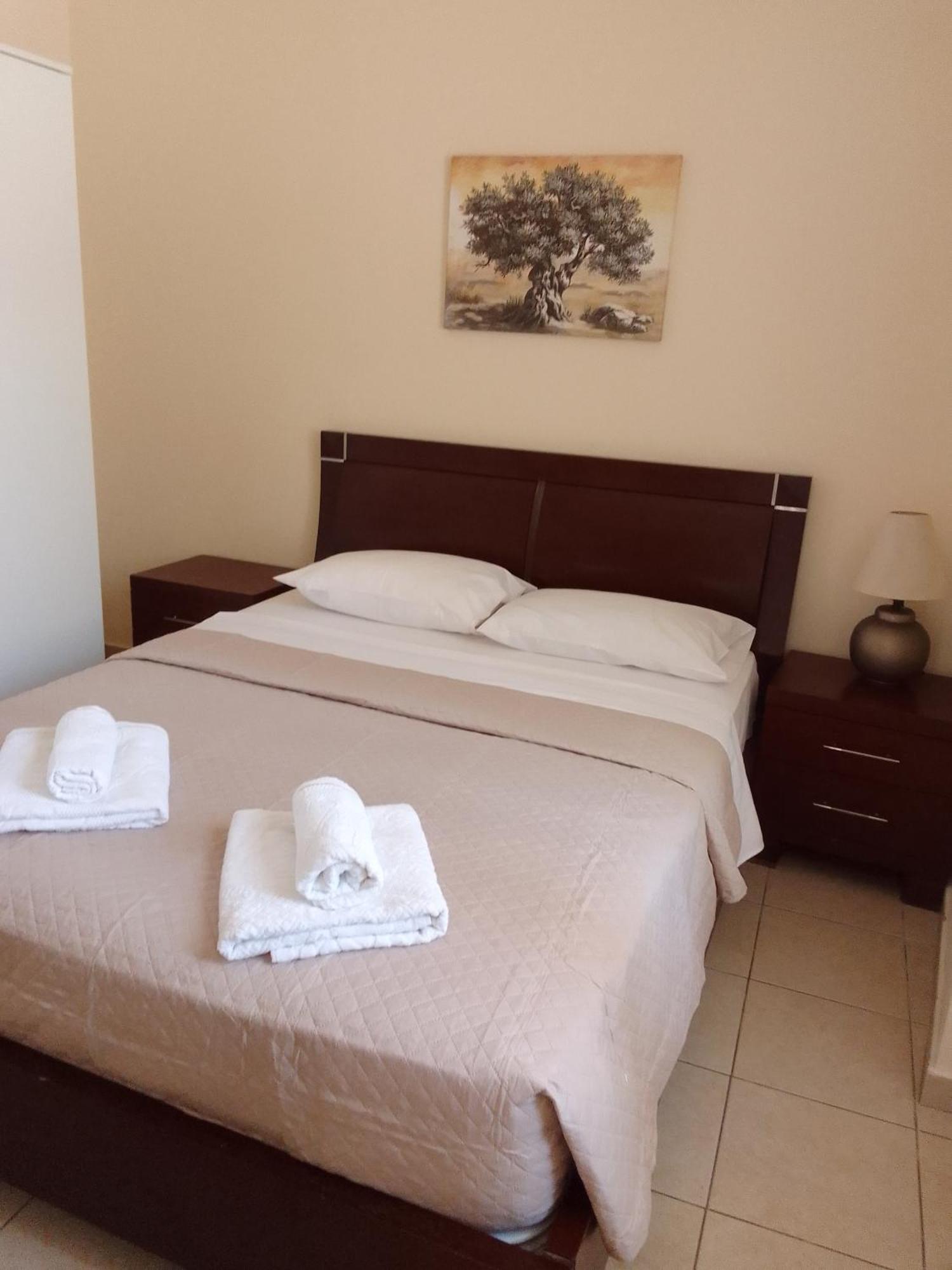 Creta Home In Heraklion Center 1 Стая снимка